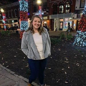 Meet your Posher, Cathleen